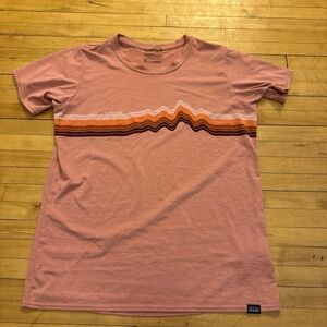 Patagonia Pink T-Shirt with Wave Pattern